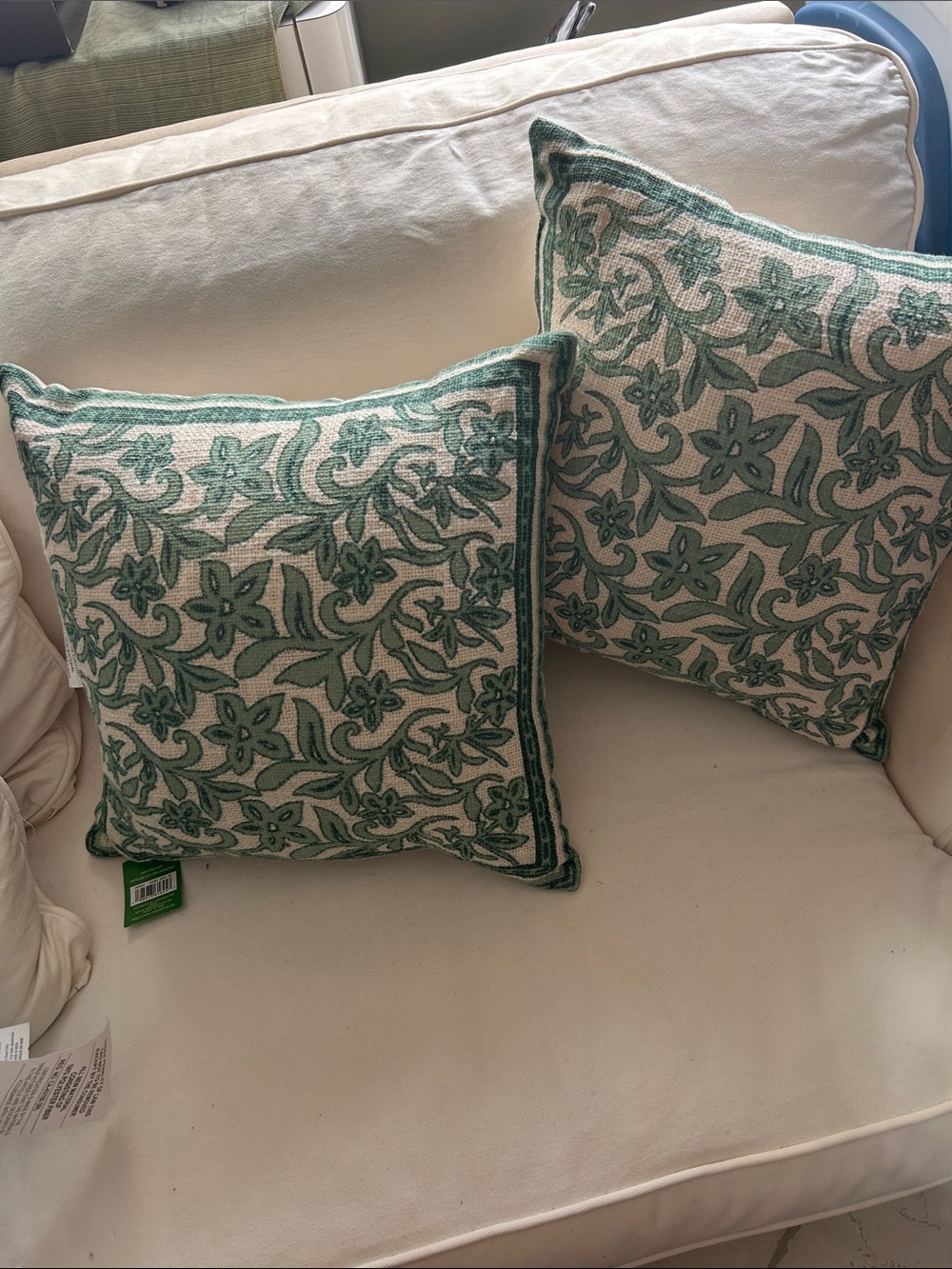 ASHLAND FLORAL THROW PULLIW LOT IF 2 NWT